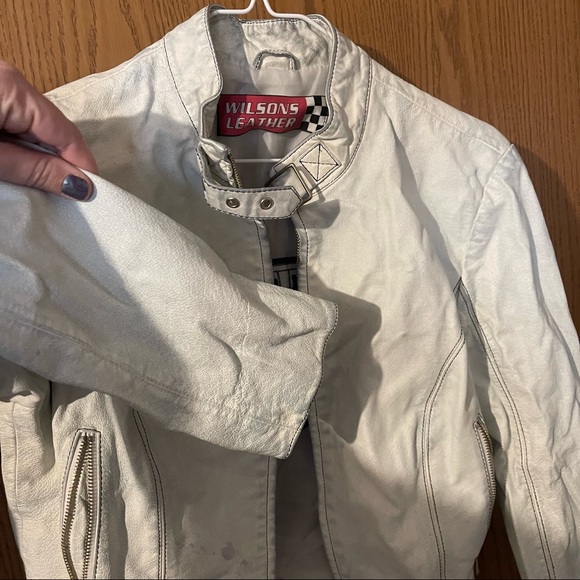 **SOLD** White leather distressed jacket by Wilson’s Leather - Picture 6 of 8